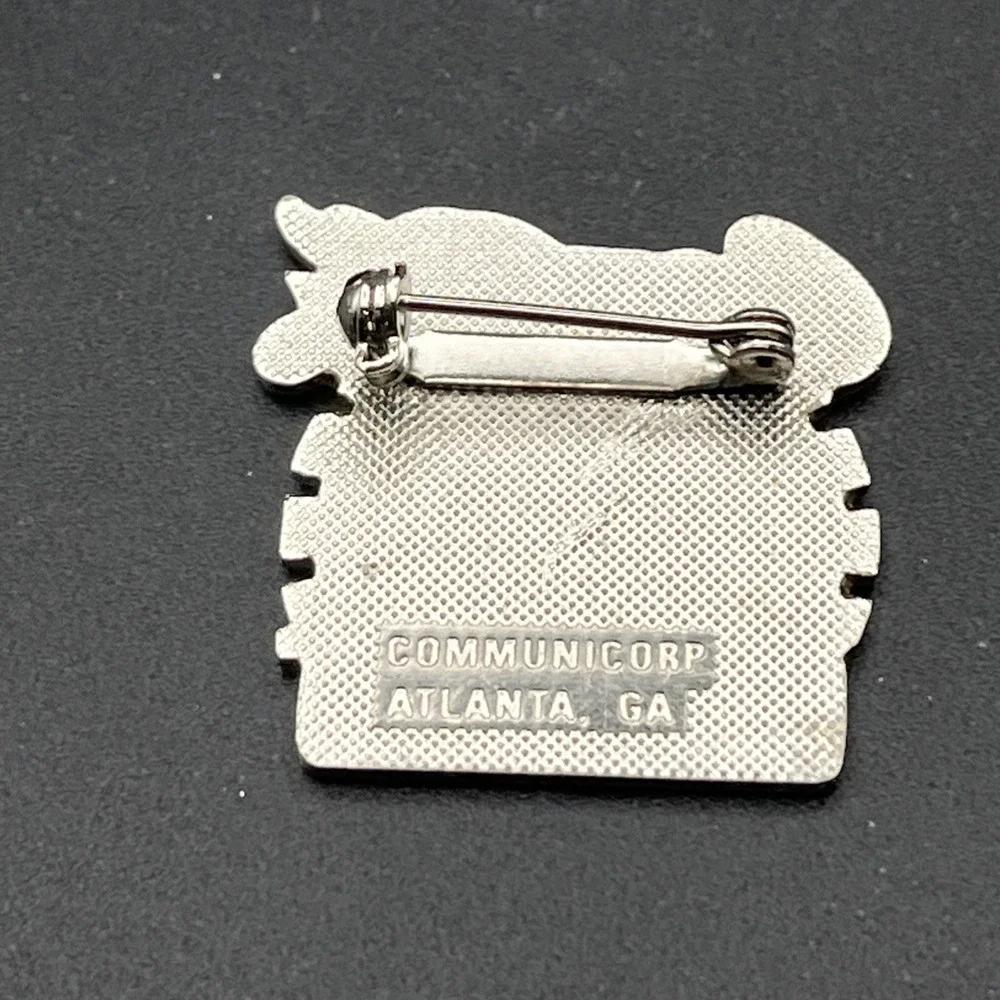 Vintage‎ Coca-Cola Coke Denver Broncos Helmet NFL Football Lapel Hat Pin